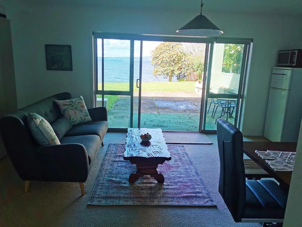Apartment Lakeside & Tennis Court Paradise Rotorua